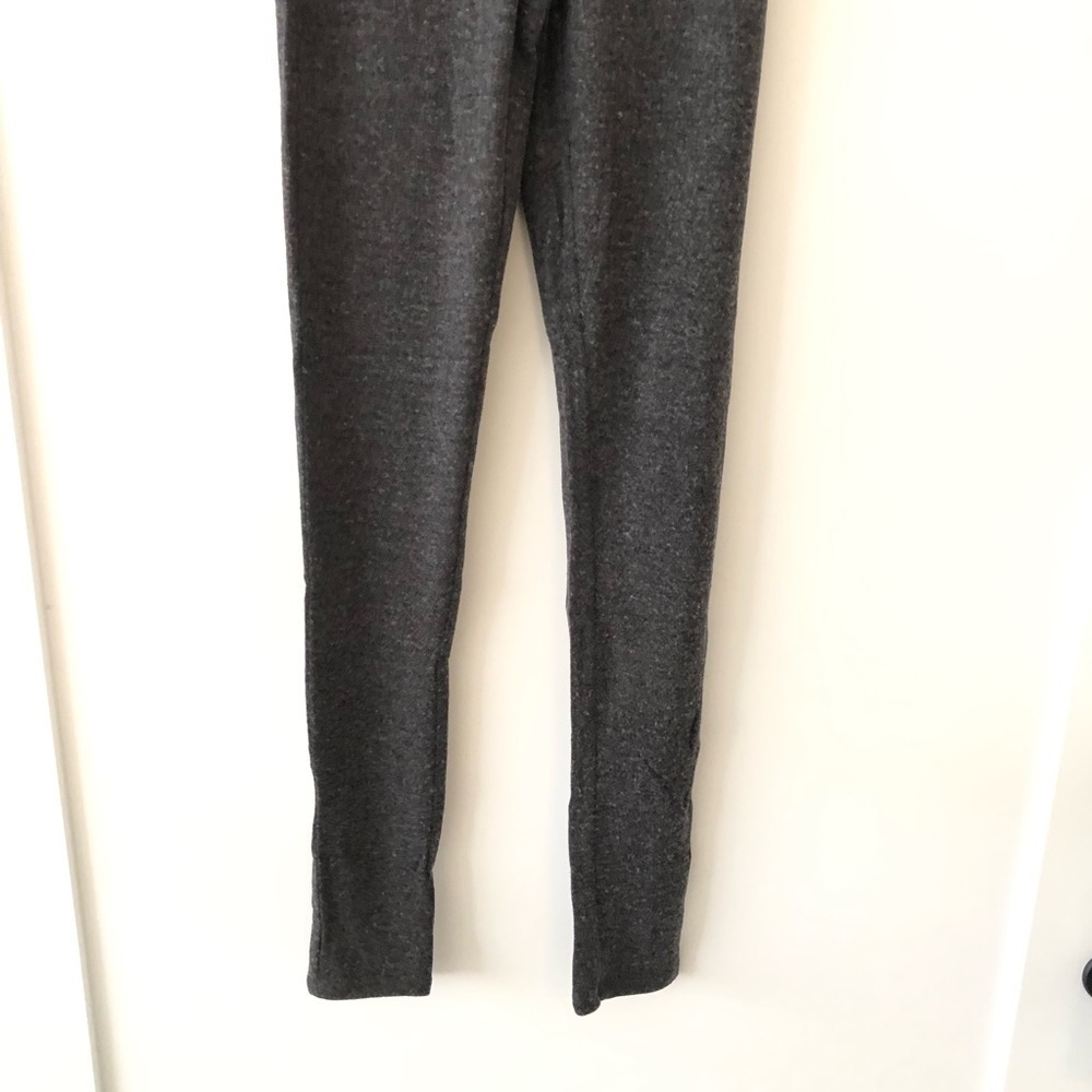 Chaser Knit Gray Leggings XS - Picture 5 of 10